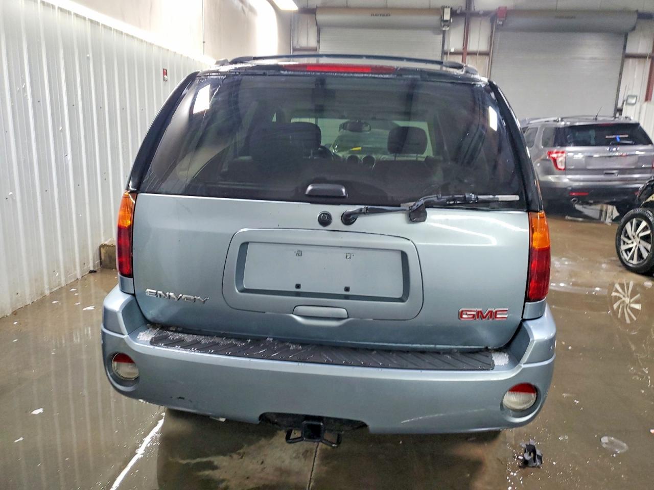 2006 GMC Envoy - Image 6