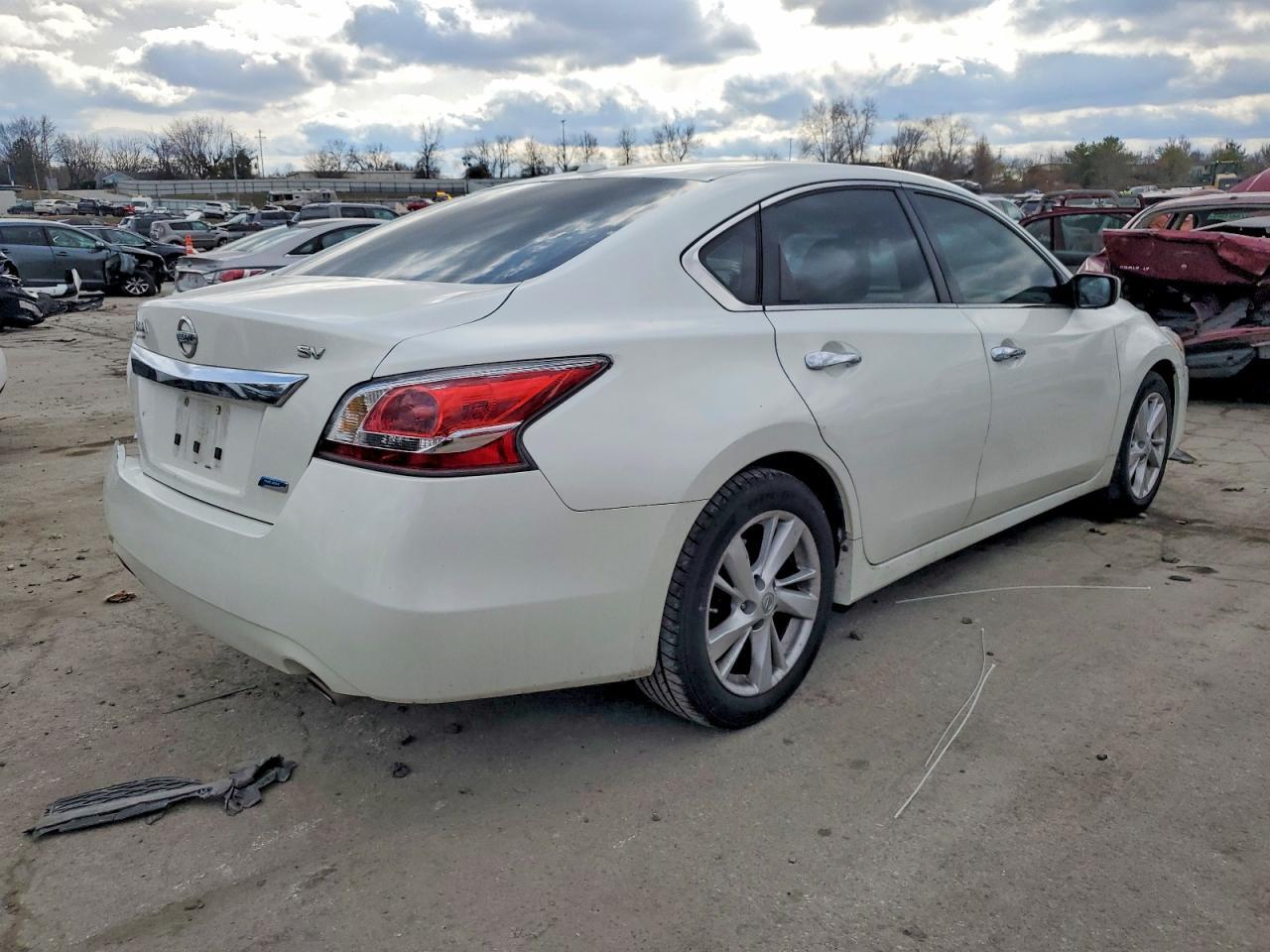 2014 Nissan Altima 2.5 - Фото 3