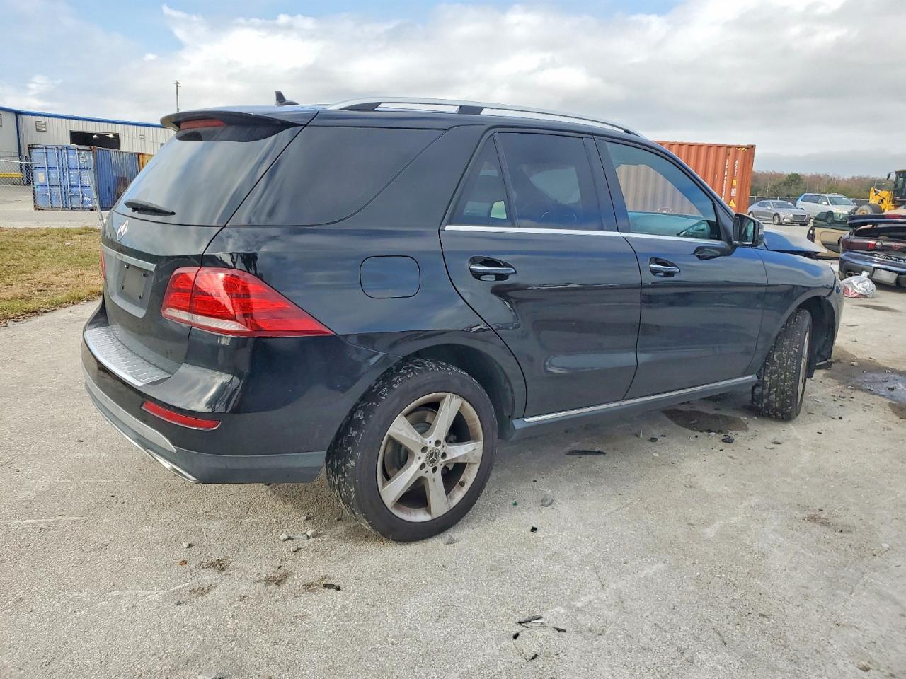 2017 Mercedes-Benz Gle 350 - Фото 3