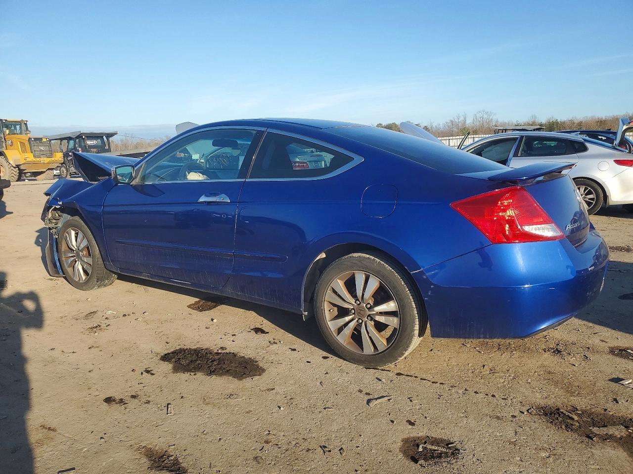 2011 Honda Accord Ex - Image 2