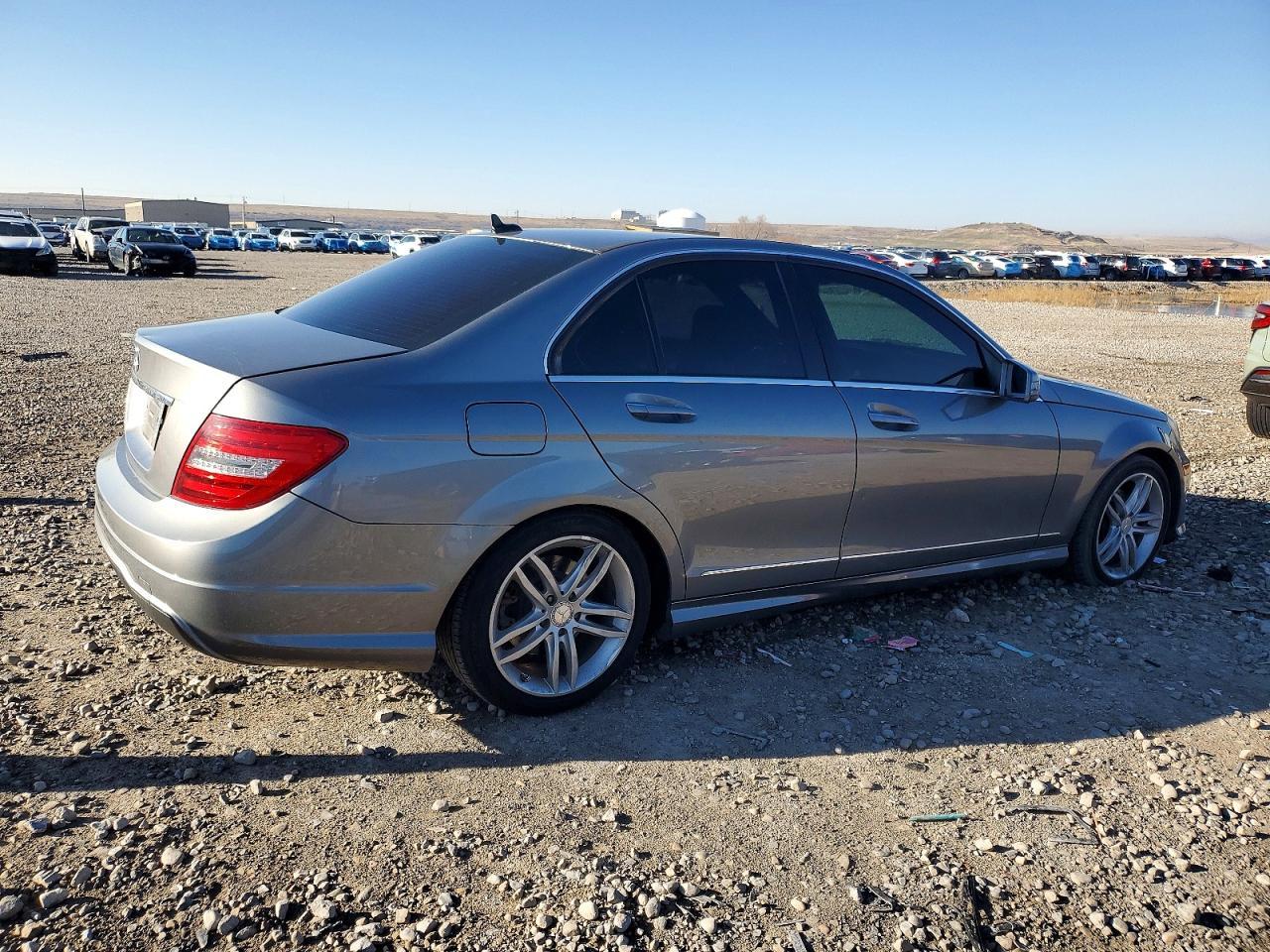 2012 Mercedes-Benz C 250 - Фото 3