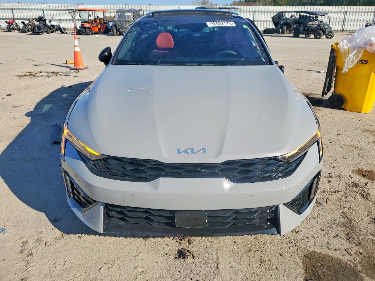 2025 Kia K5 Gt Line - Image 5