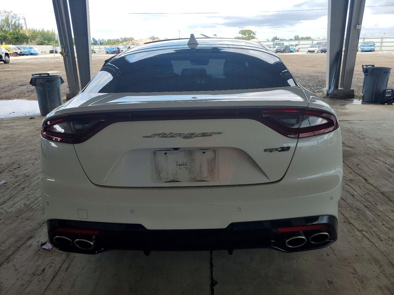 2021 Kia Stinger - Image 6