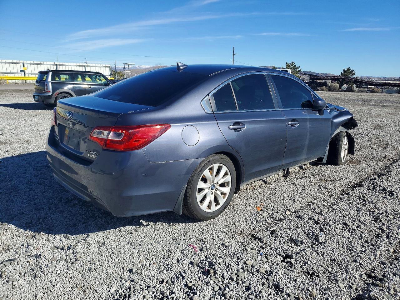 2016 Subaru Legacy 2.5I Premium - Фото 3