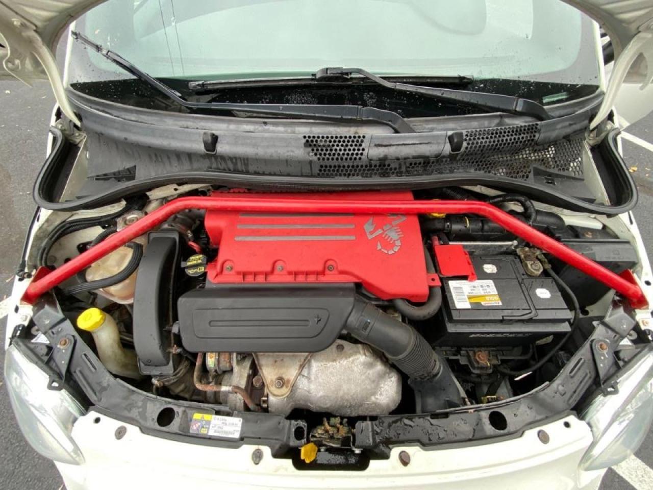 2013 Fiat 500 Abarth - Фото 7