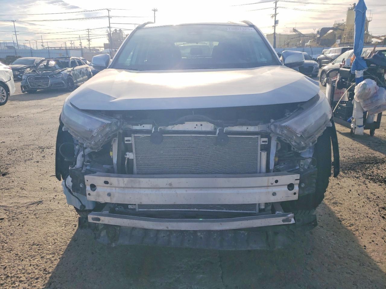 2025 Toyota Rav4 Xle - Фото 5