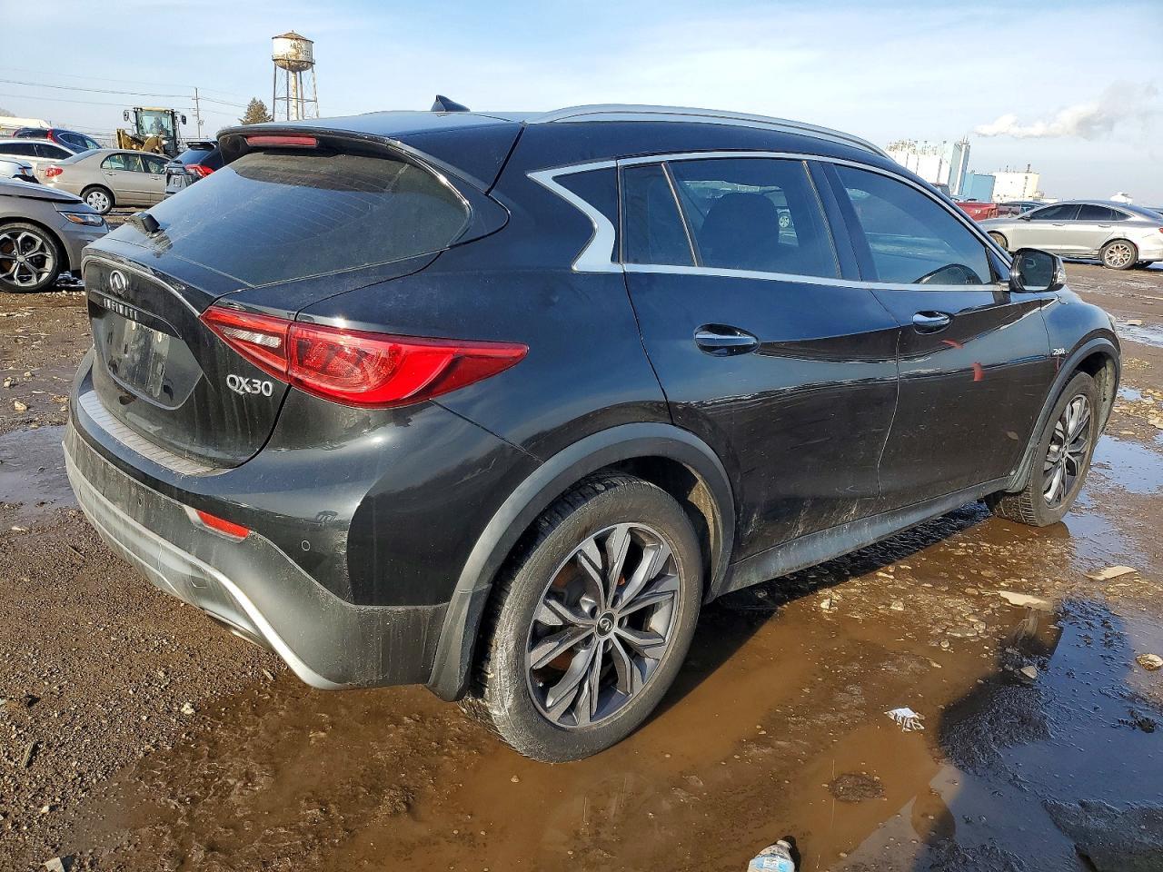 2017 Infiniti Qx30 - Фото 3