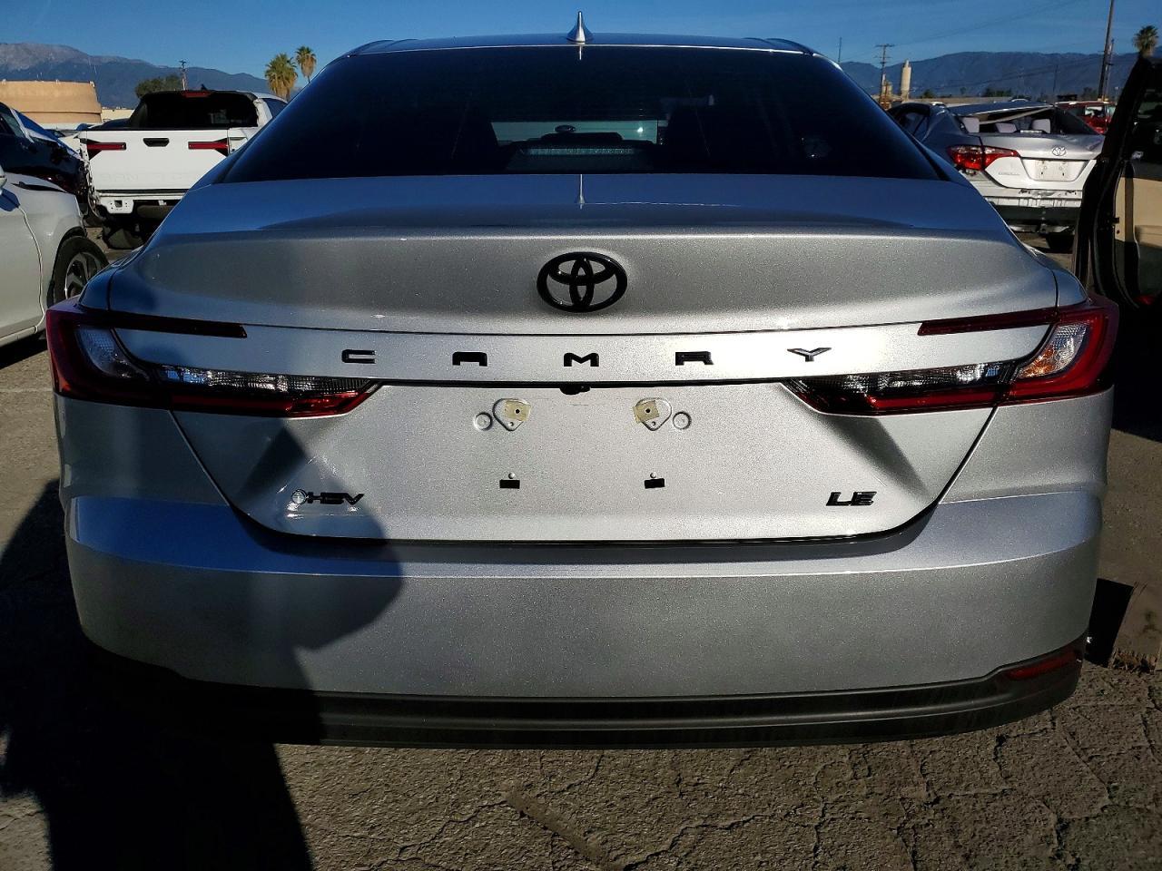 2025 Toyota Camry Xse - Image 6