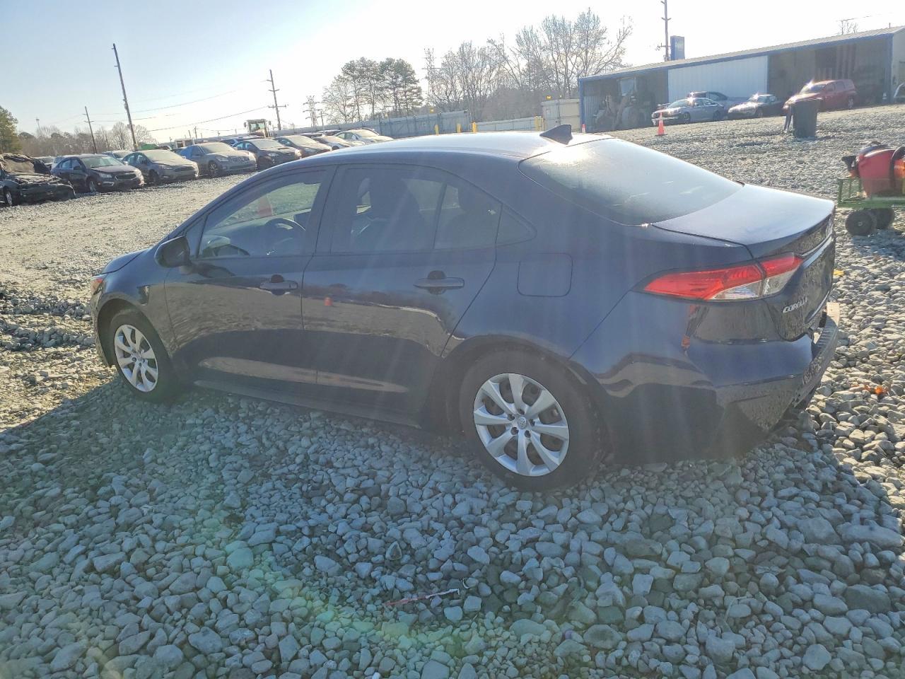 2021 Toyota Corolla Le - Фото 2