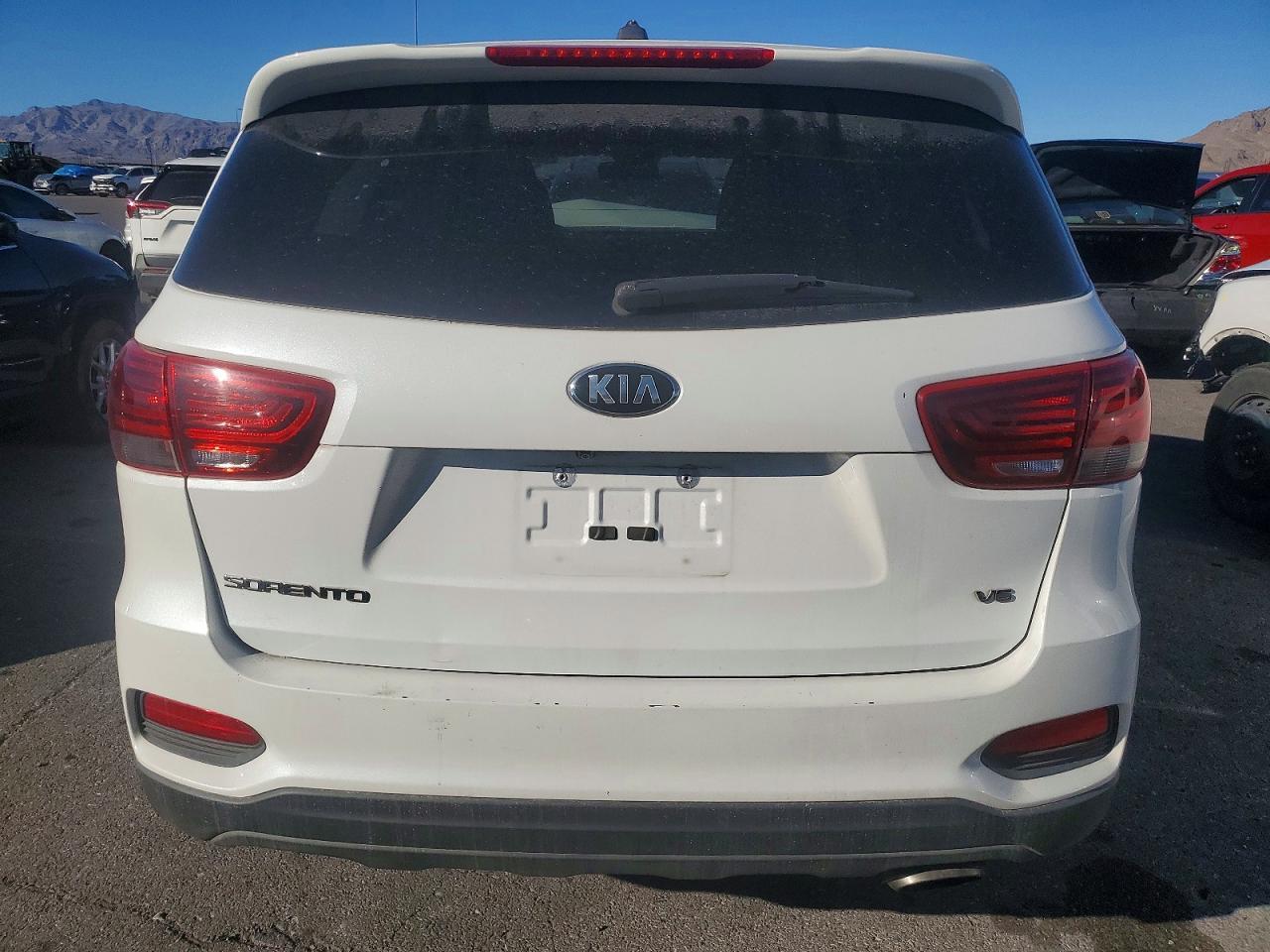 2020 Kia Sorento S - Фото 6