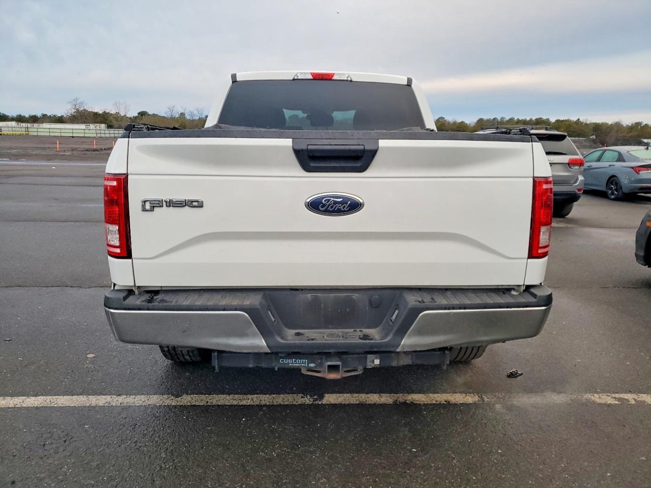 2015 Ford F150 Supercrew - Image 6