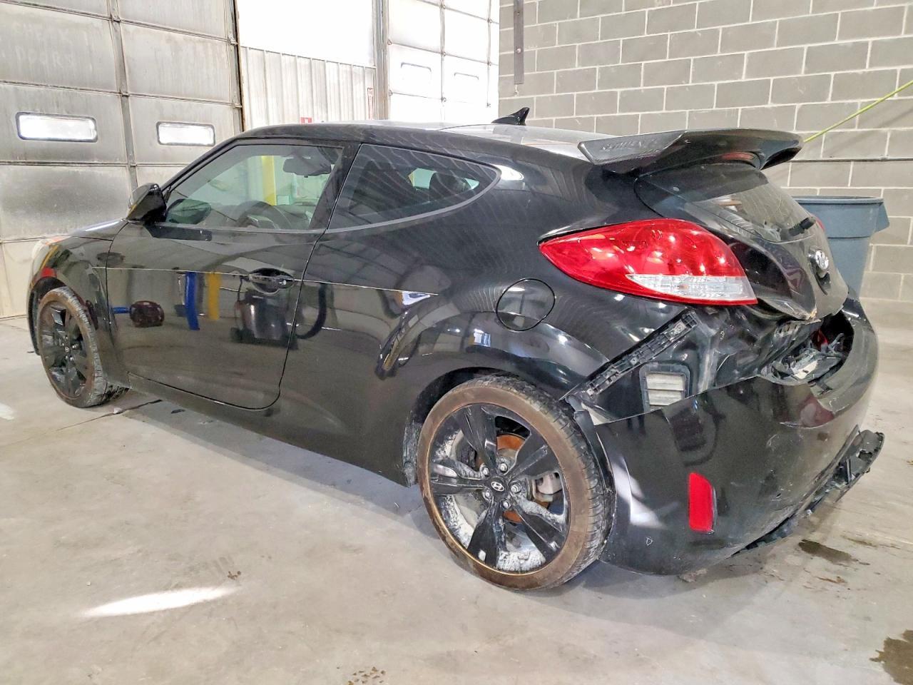 2014 Hyundai Veloster - Фото 2