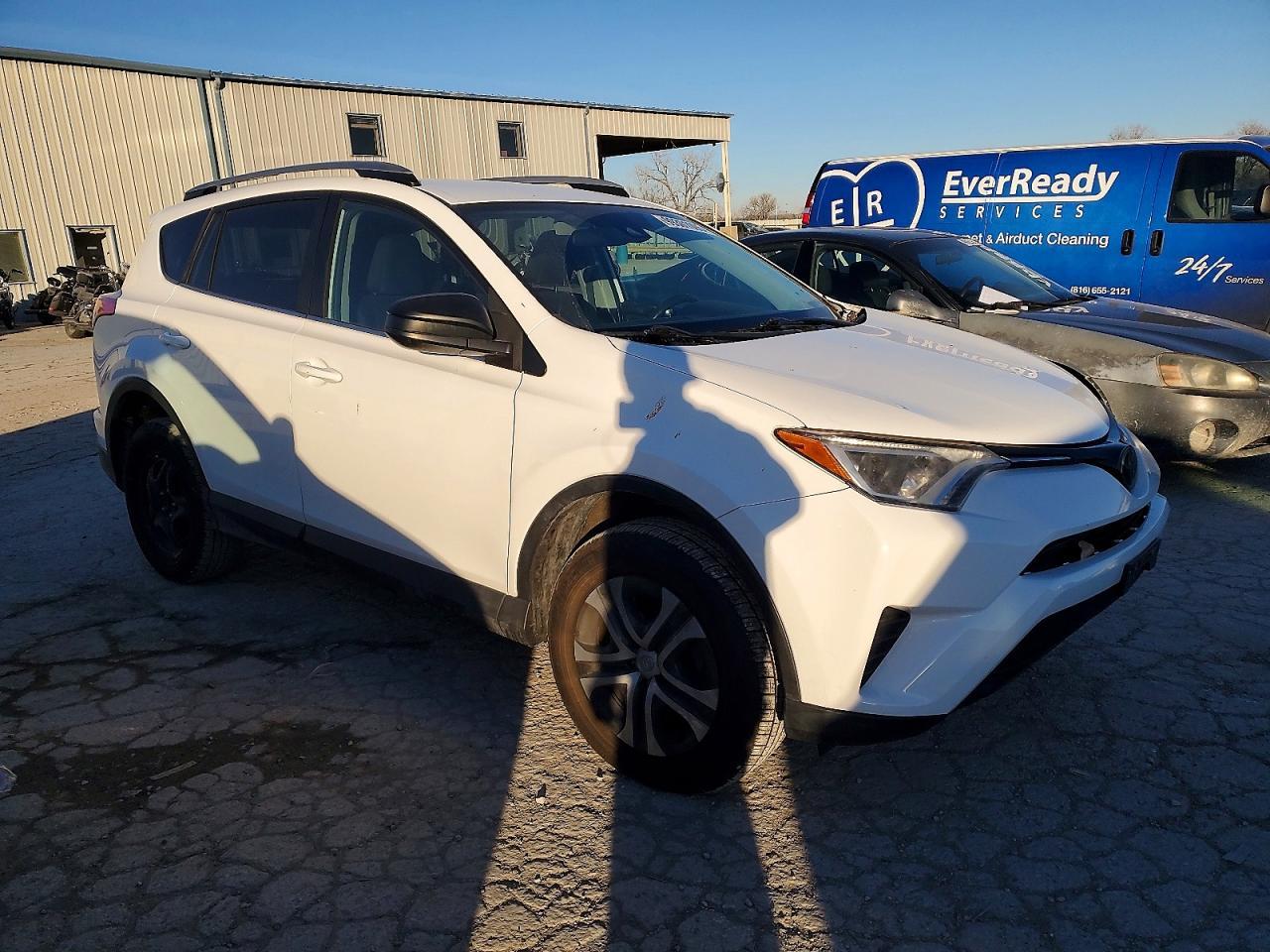 2018 Toyota Rav4 Le - Фото 4