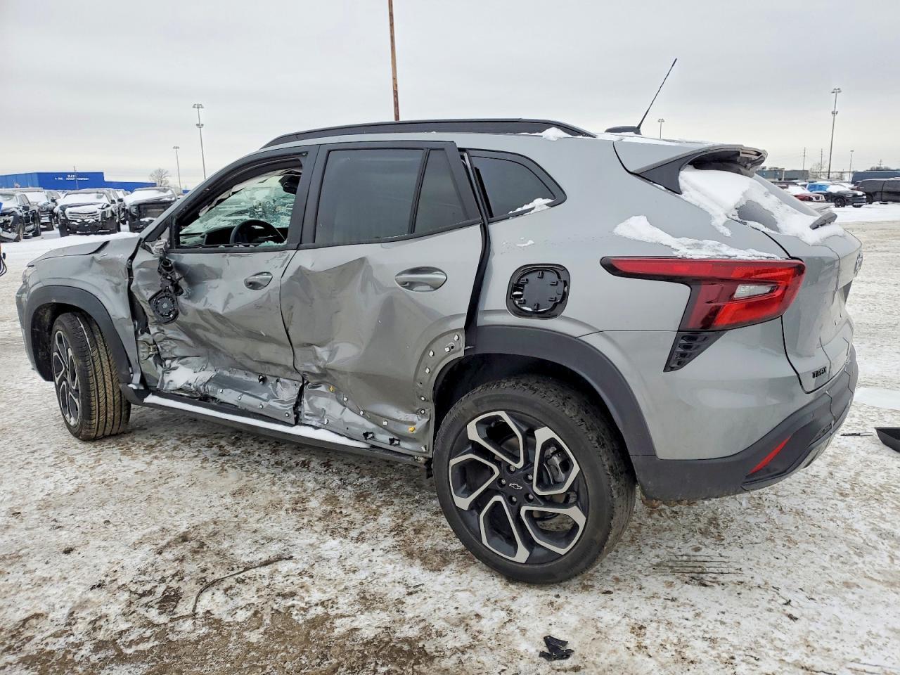 2025 Chevrolet Trax 2Rs - Image 2