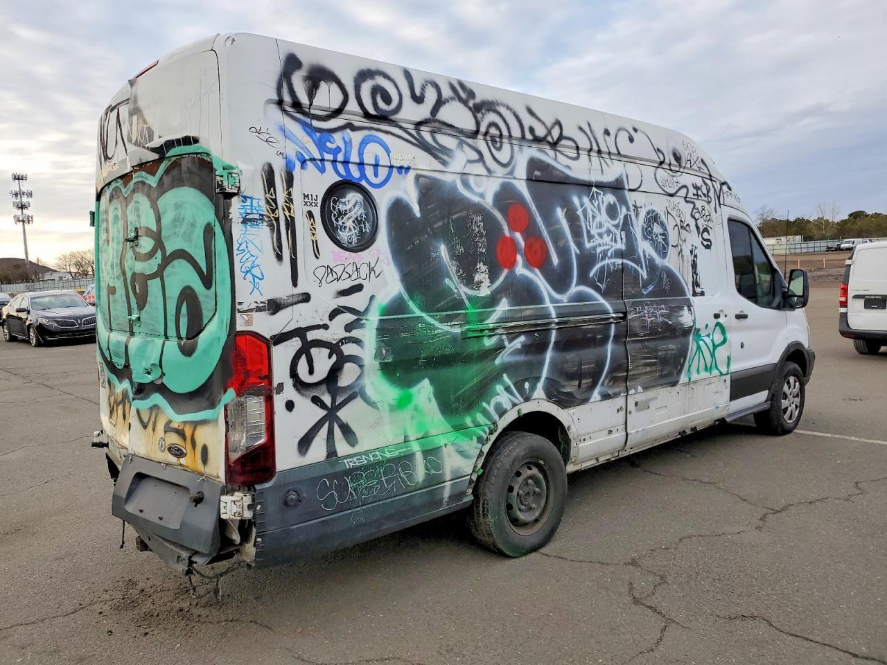 2015 Ford Transit T-250 - Image 3