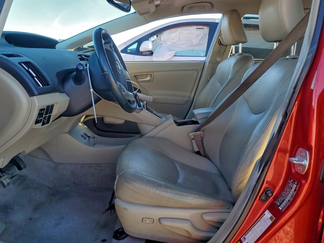 2011 Toyota Prius - Фото 7