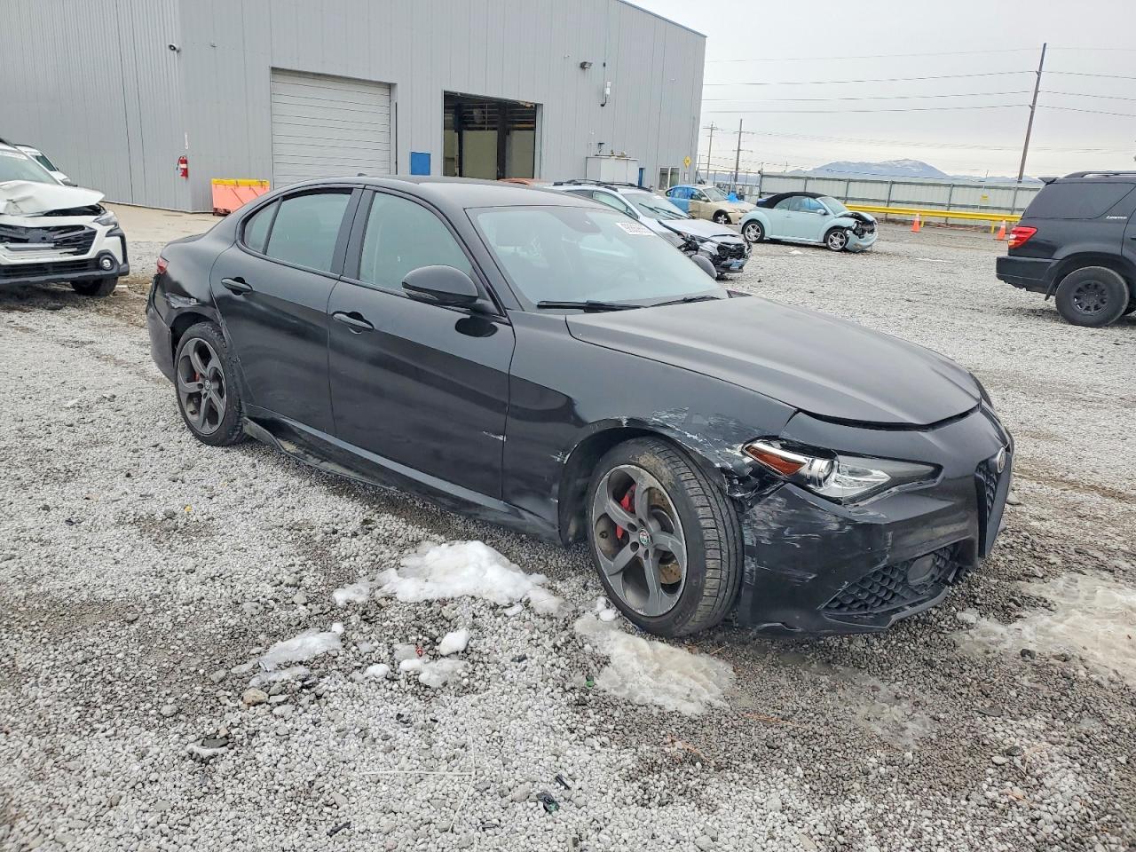 2017 Alfa Romeo Giulia Ti Q4 - Image 4