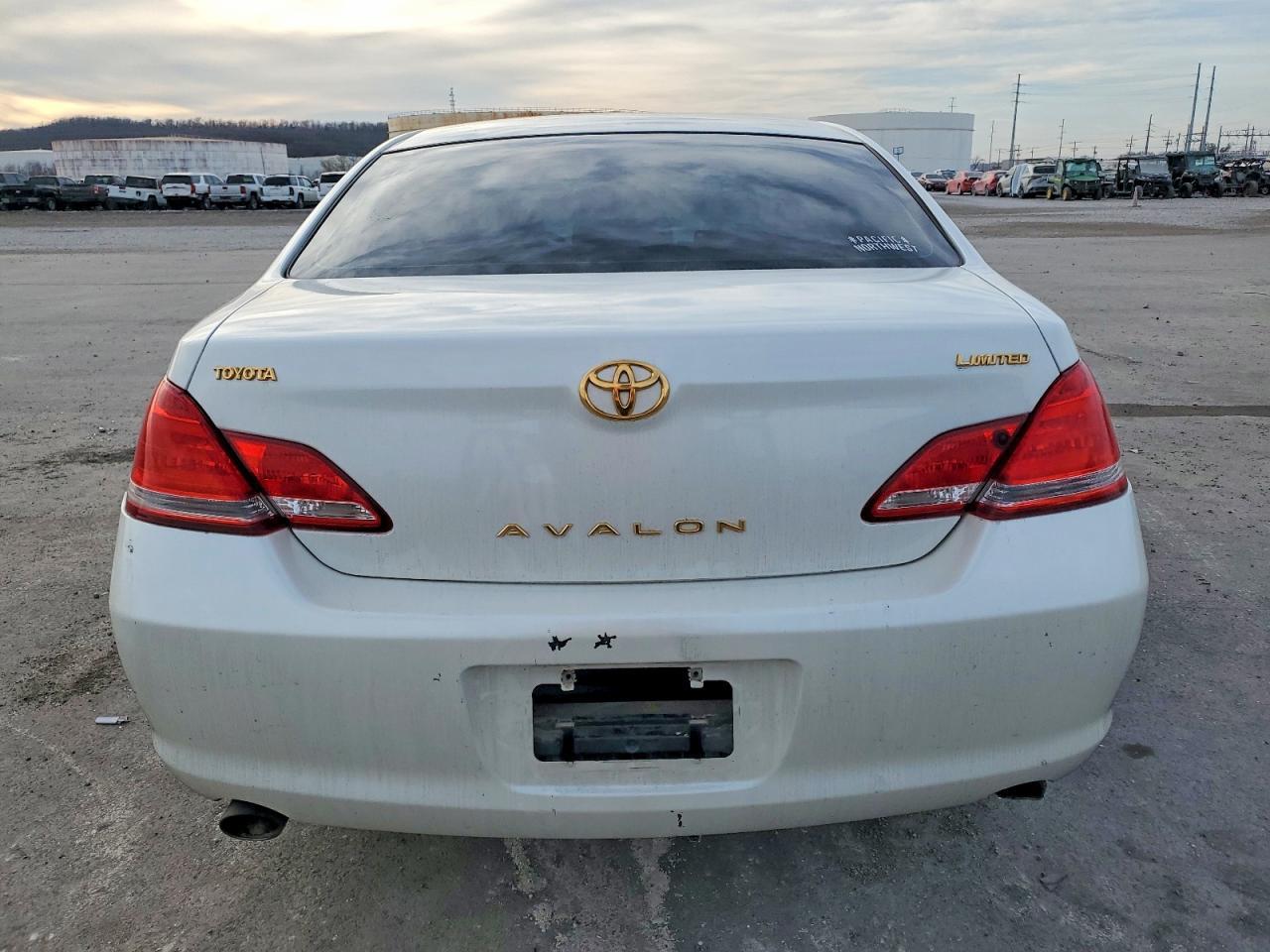 2005 Toyota Avalon Xl - Image 6