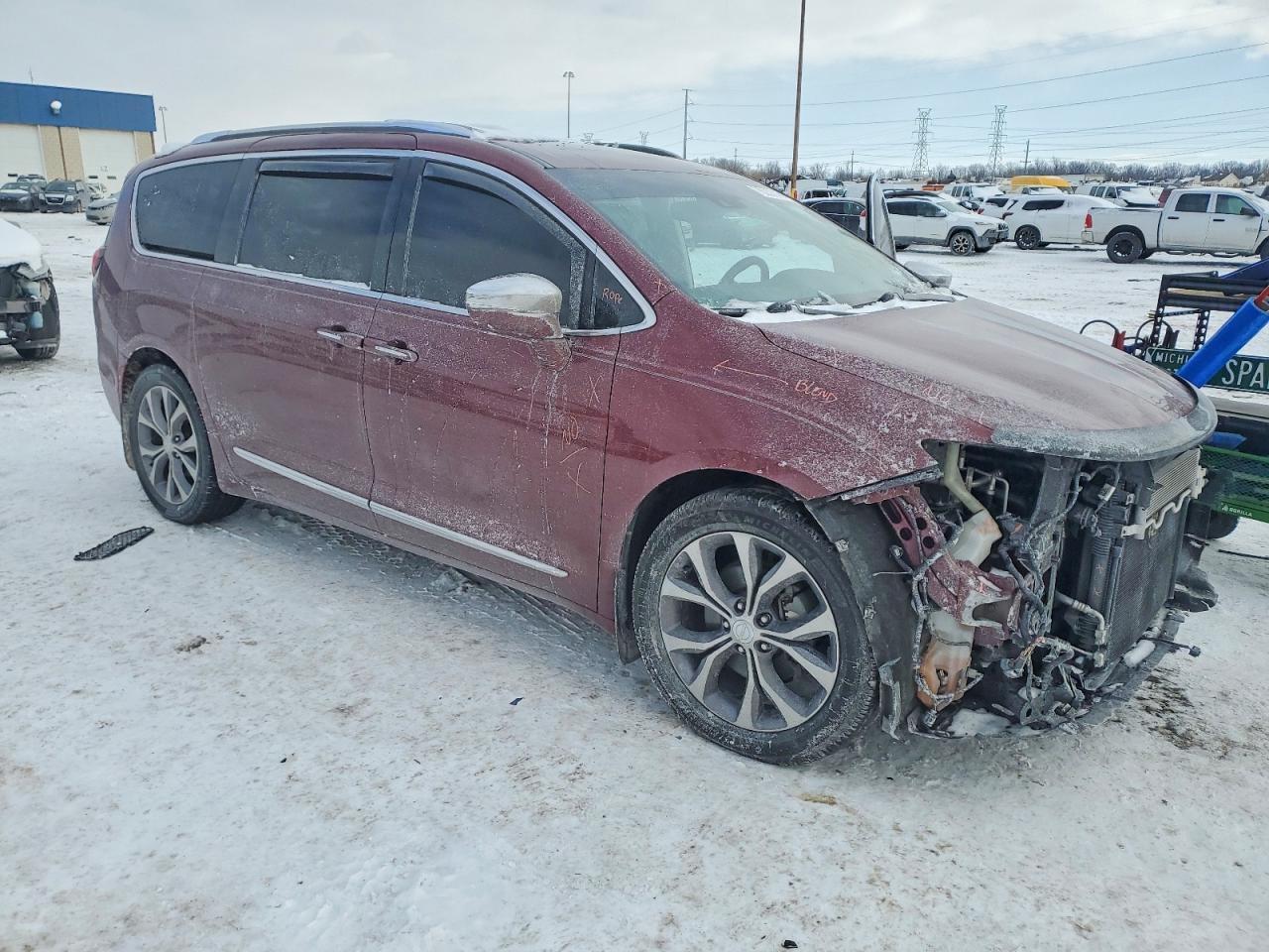 2020 Chrysler Pacifica Limited - Image 4