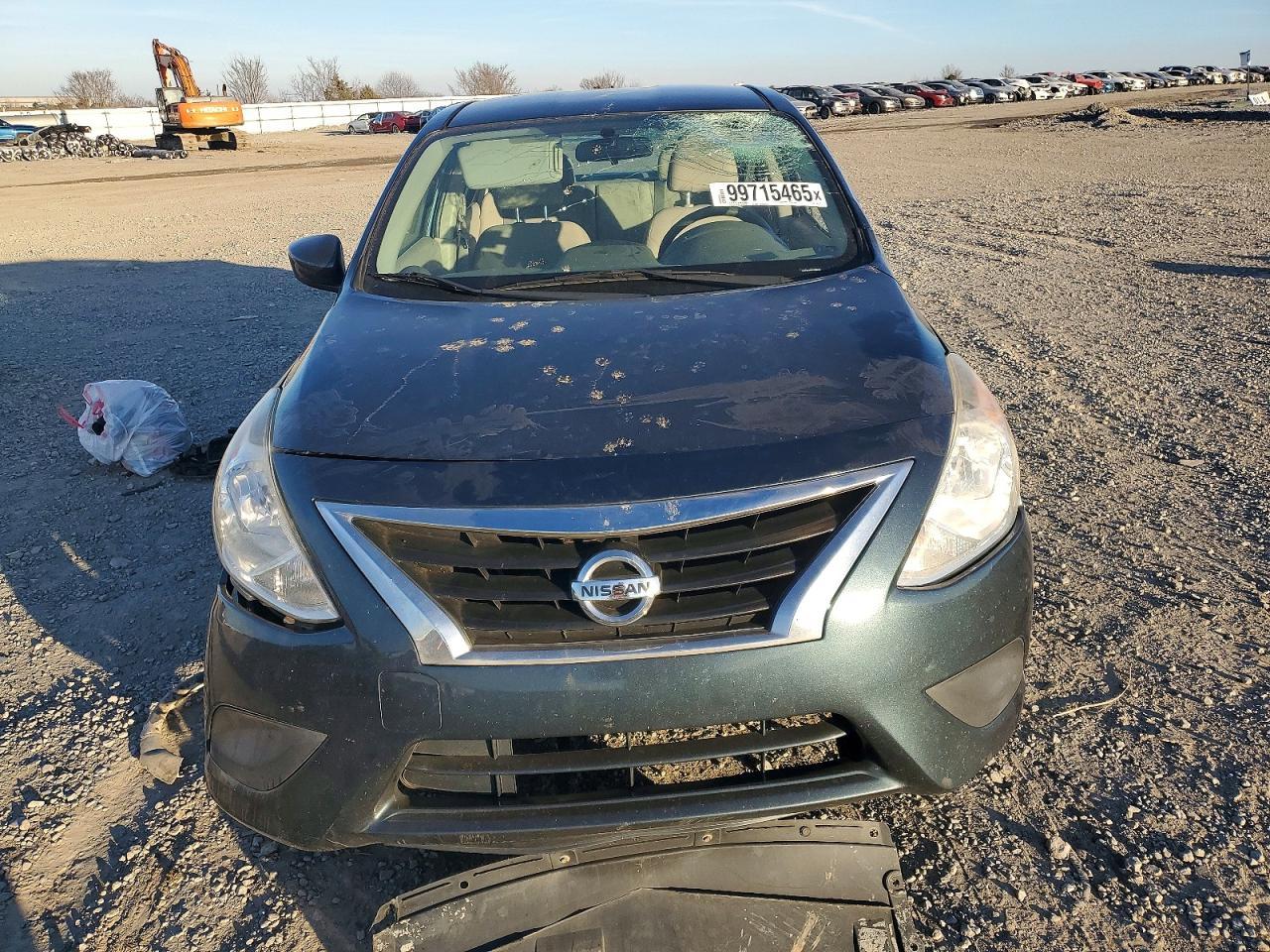 2016 Nissan Versa S - Фото 5