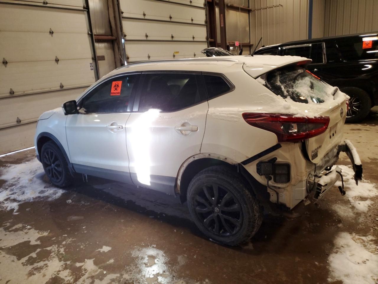 2020 Nissan Rogue Sport Sv - Image 2