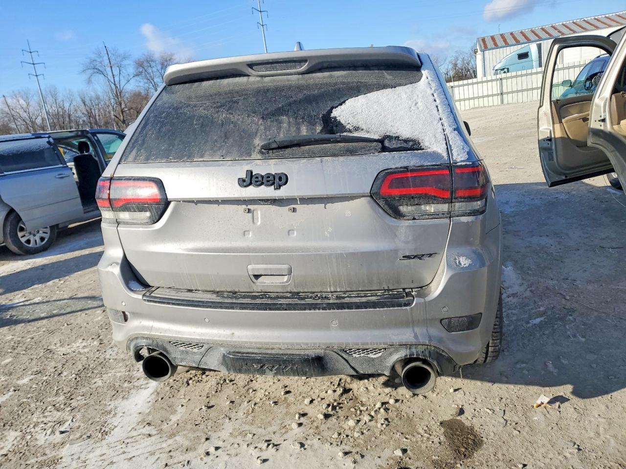 2020 Jeep Grand Cherokee Srt-8 - Image 6