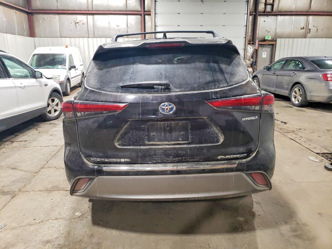 2021 Toyota Highlander Hybrid Platinum - Фото 6