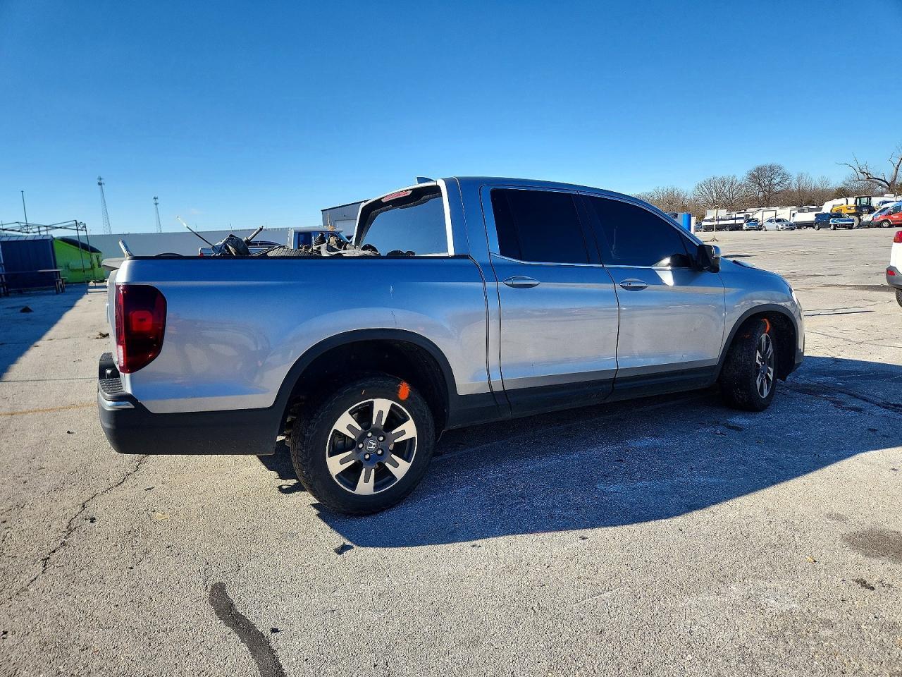 2018 Honda Ridgeline Rtl - Image 3