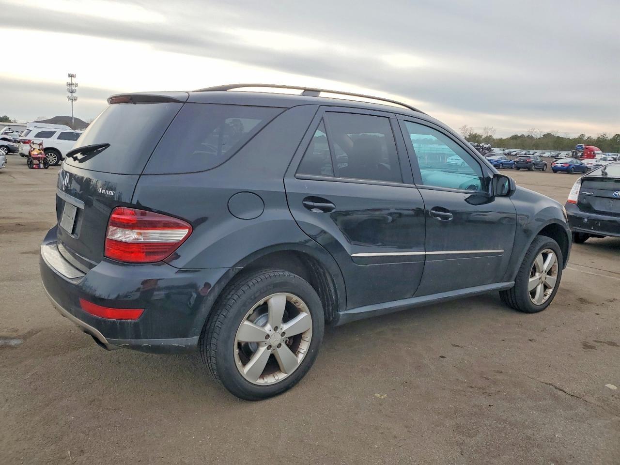 2009 Mercedes-Benz Ml 350 - Фото 3