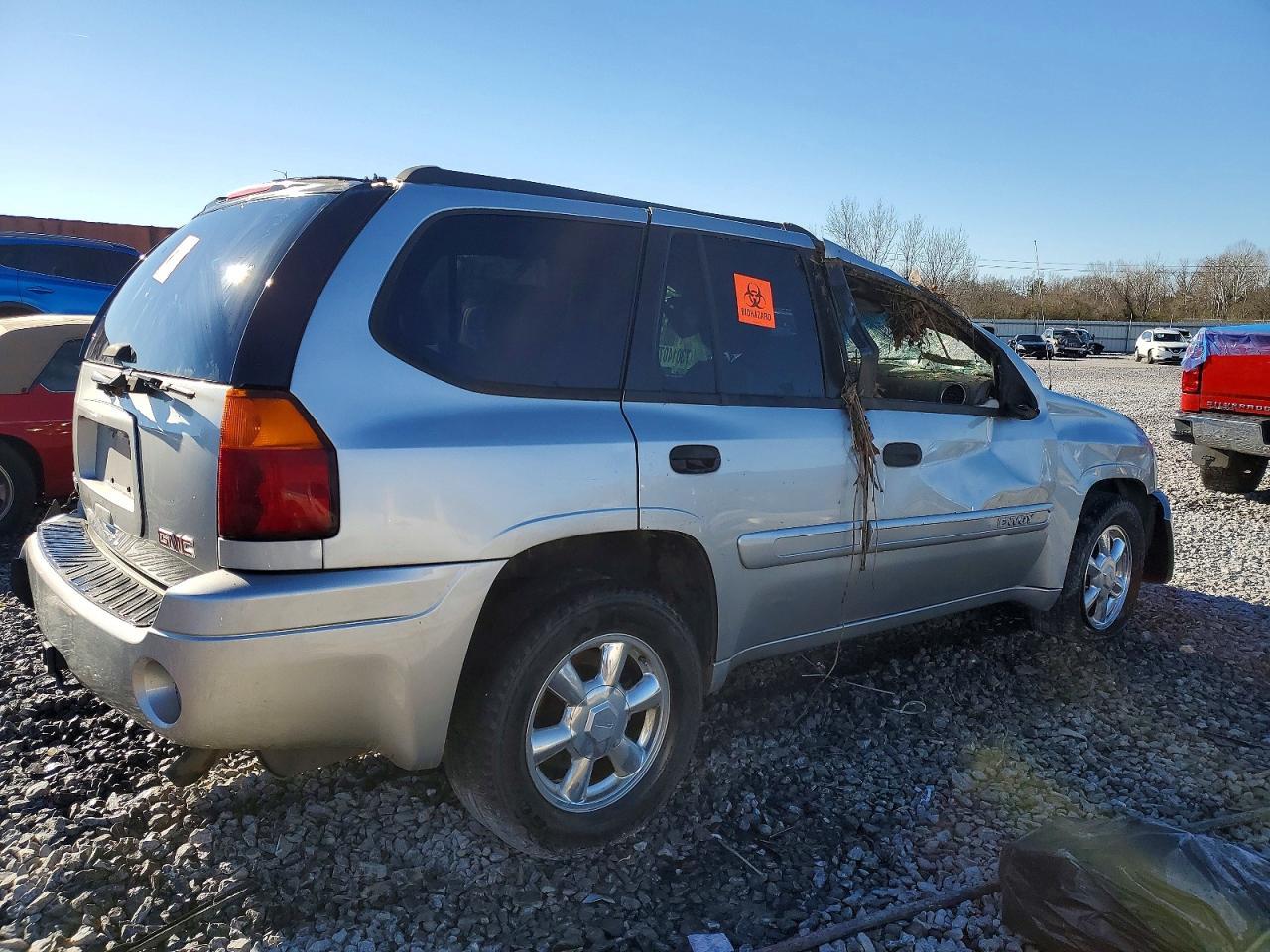 2004 GMC Envoy - Фото 3