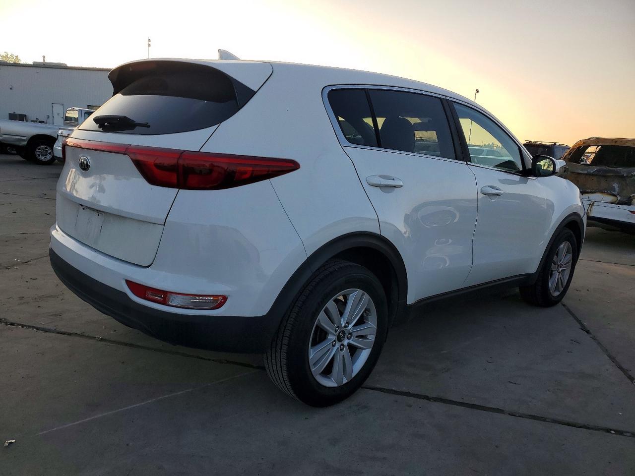 2018 Kia Sportage Lx - Фото 3