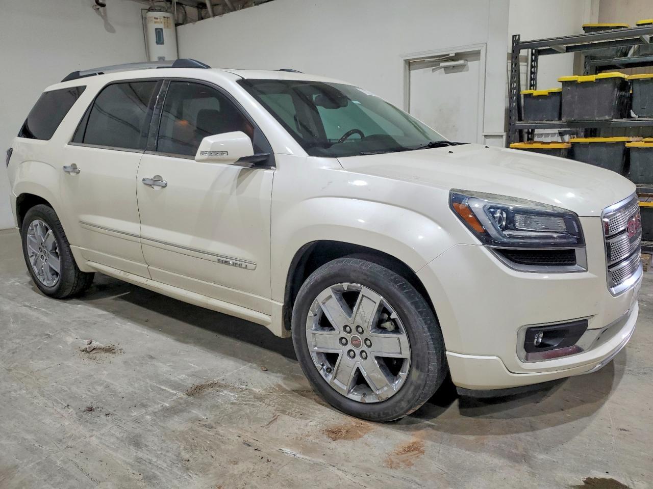 2015 GMC Acadia Denali - Image 4