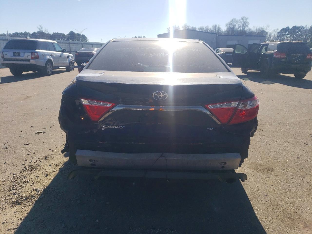 2016 Toyota Camry Le - Image 6