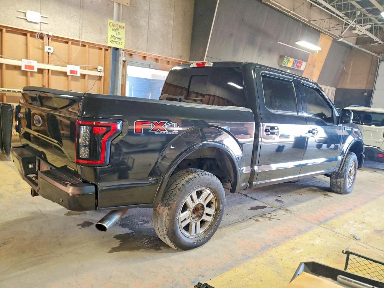 2015 Ford F150 Supercrew - Фото 3