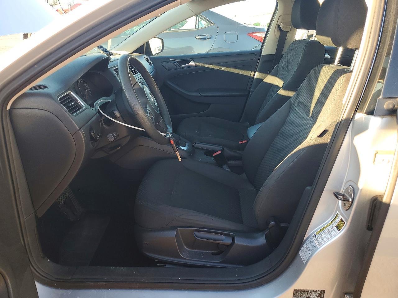 2014 Volkswagen Jetta Base - Image 7
