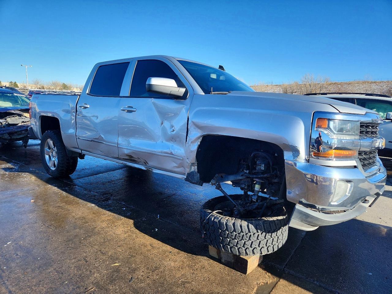 2018 Chevrolet Silverado K1500 Lt - Image 4