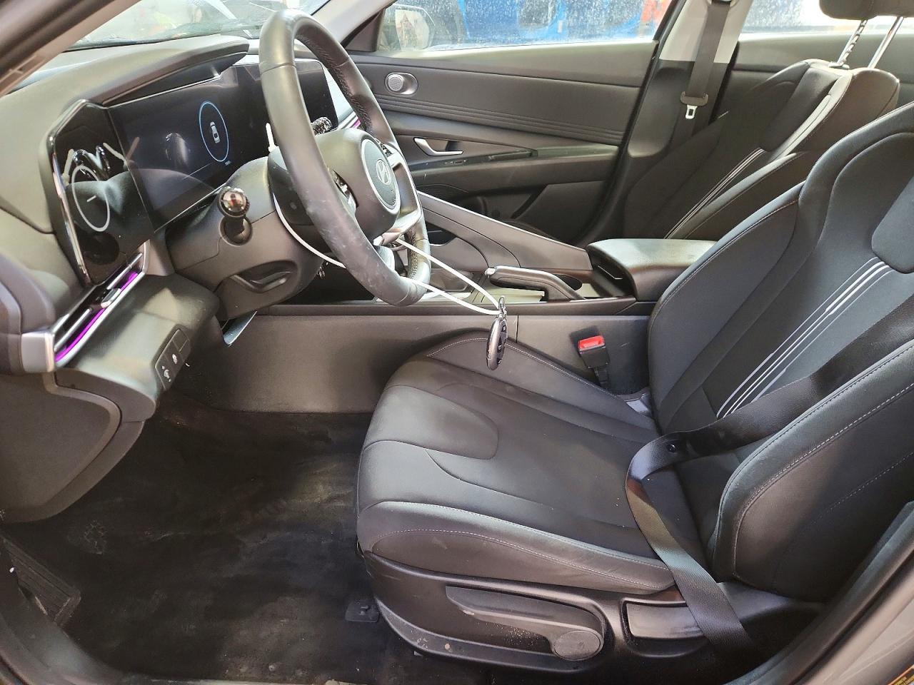 2025 Hyundai Elantra Preferred 4D - Image 7