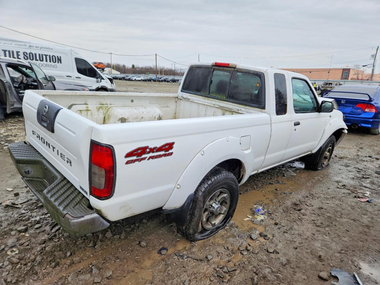2003 Nissan Frontier Xe-V6 - Фото 3