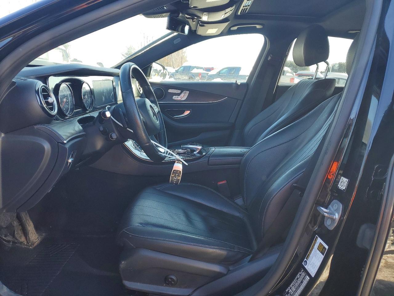 2017 Mercedes-Benz E 300 4Matic - Фото 7
