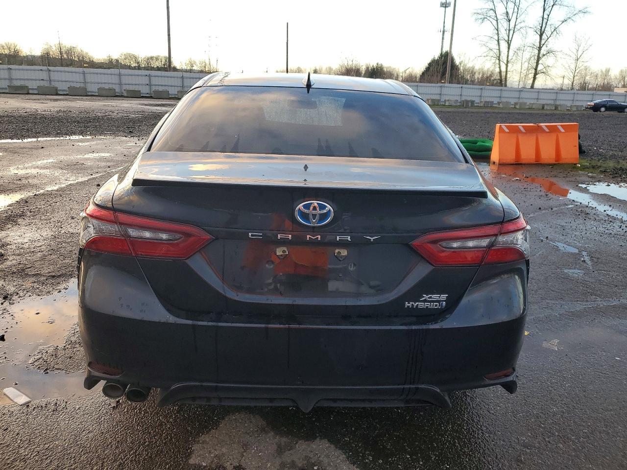 2021 Toyota Camry Base - Image 6