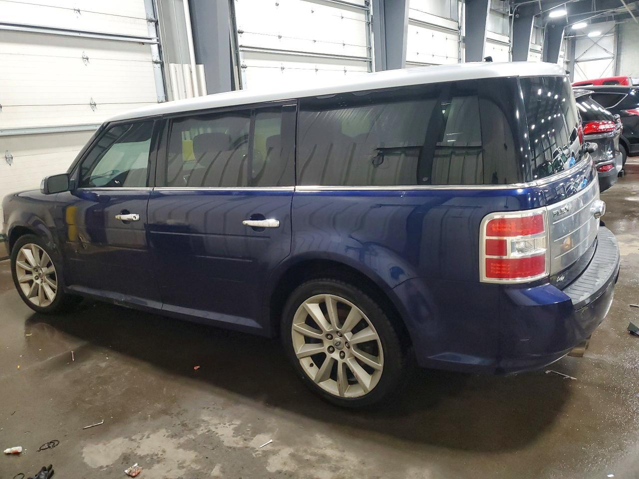 2011 Ford Flex Limited - Image 2