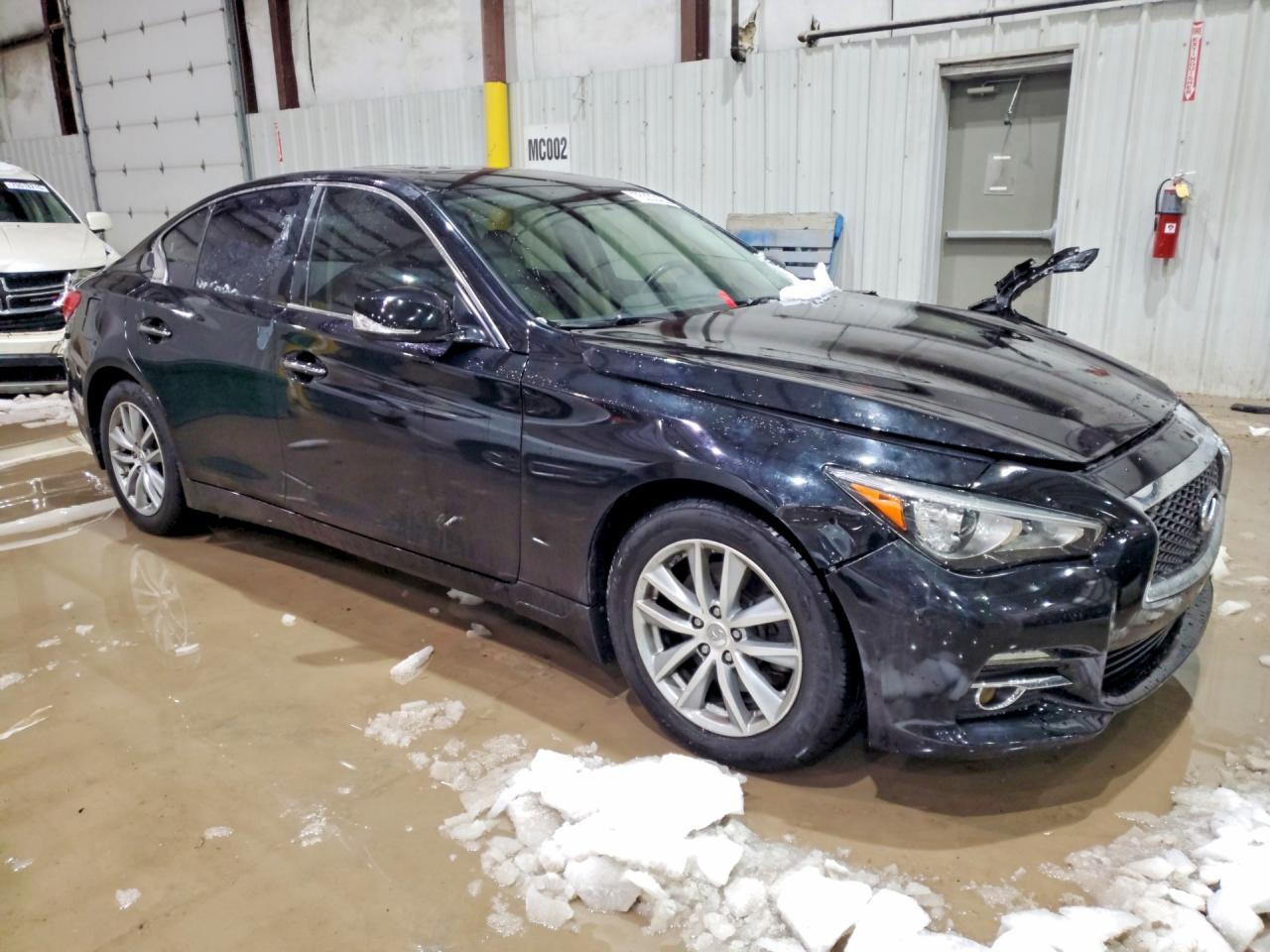 2015 Infiniti Q50 - Image 4