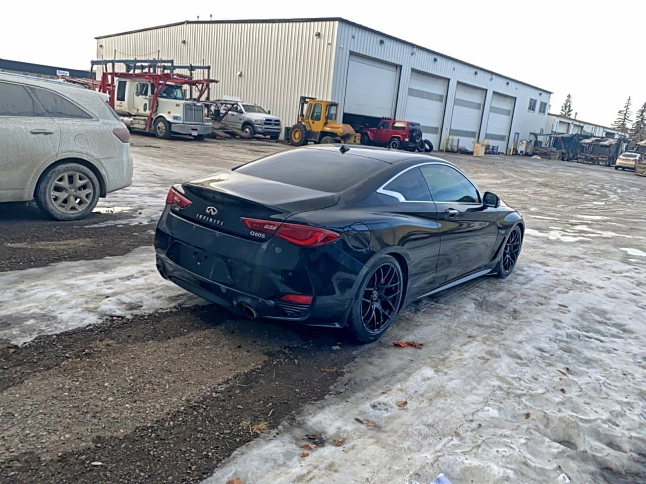 2017 Infiniti Q60 Red Sport 400 - Фото 4