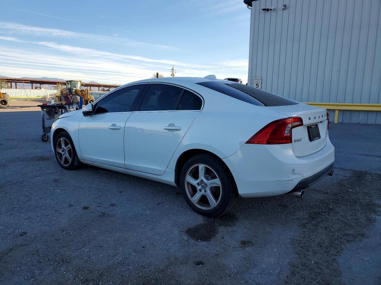 2013 Volvo S60 T5 - Фото 2