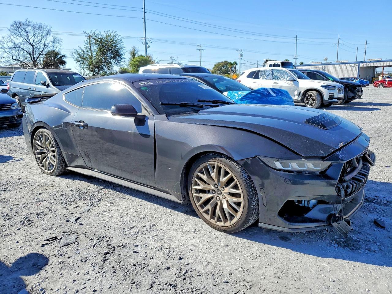 2024 Ford Mustang - Image 4