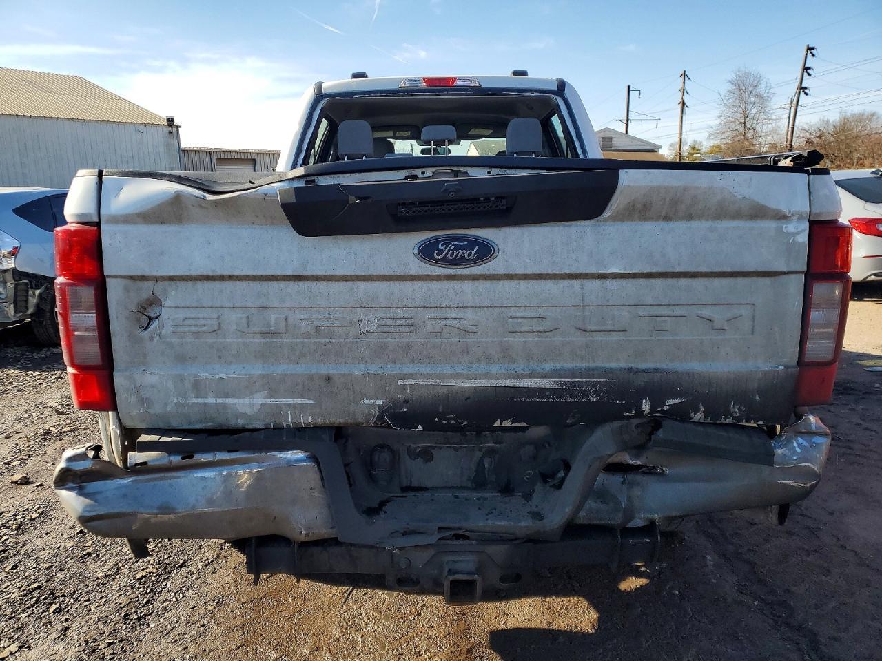 2022 Ford F250 Super Duty - Image 6