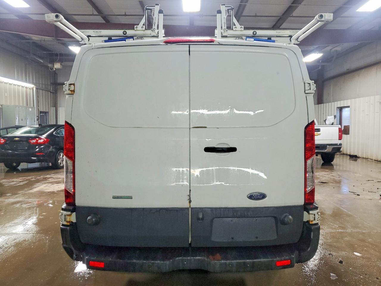 2016 Ford Transit Cargo Van T- - Фото 6