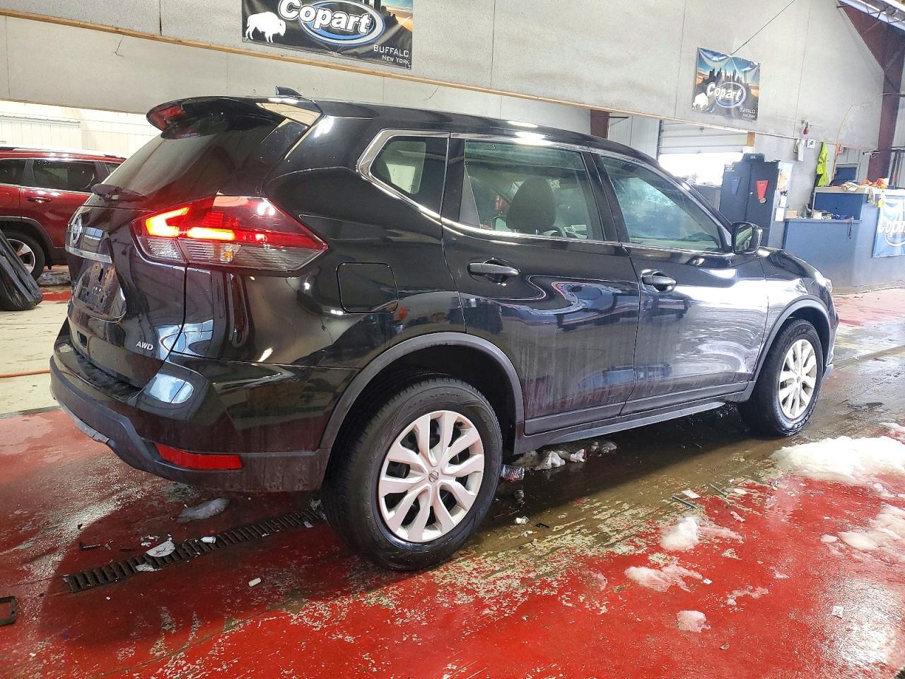 2020 Nissan Rogue S - Фото 3