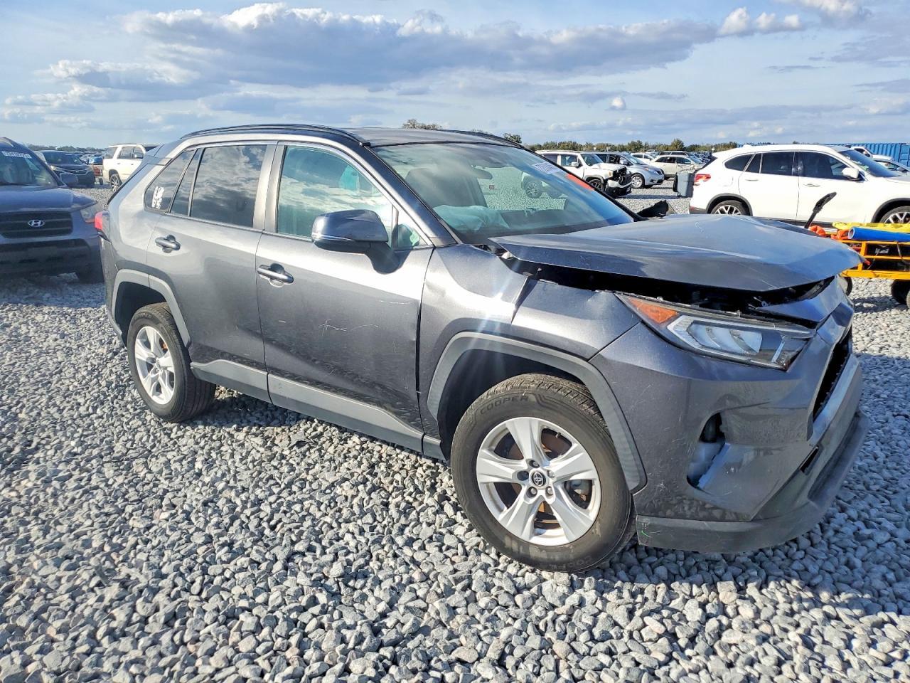2021 Toyota Rav4 Xle - Image 4