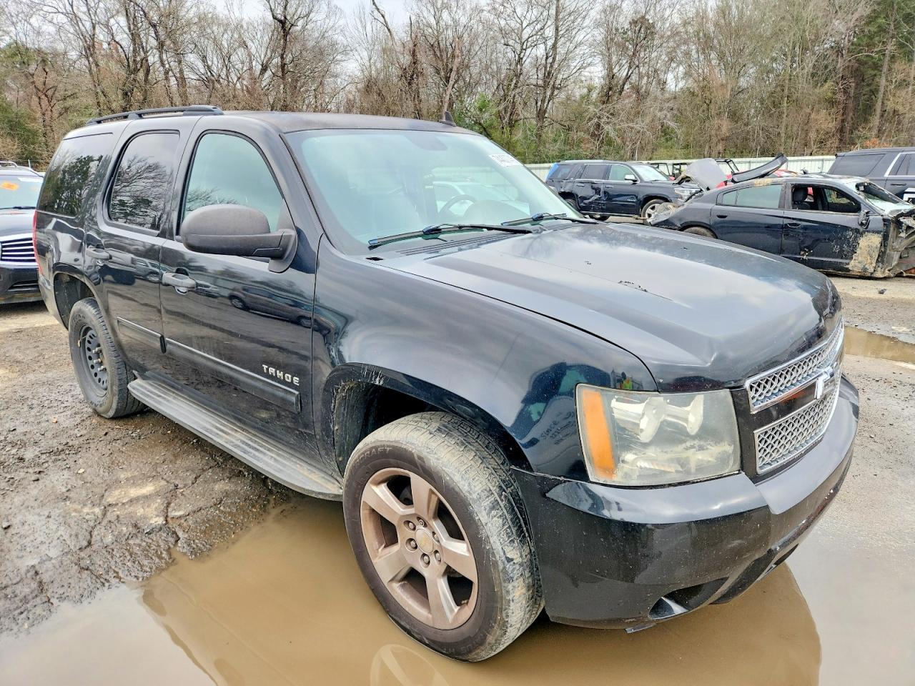 2010 Chevrolet Tahoe C1500 Ls - Image 4